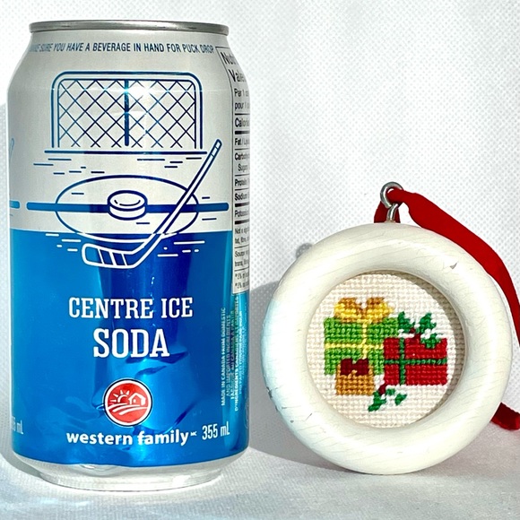 Vintage Needlepoint Christmas Ornaments 3 - Picture 4 of 7